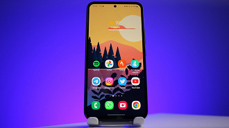 Galaxy A54 recebe melhorias visuais e novos recursos com a One UI 8. Imagem: Oficina da Net