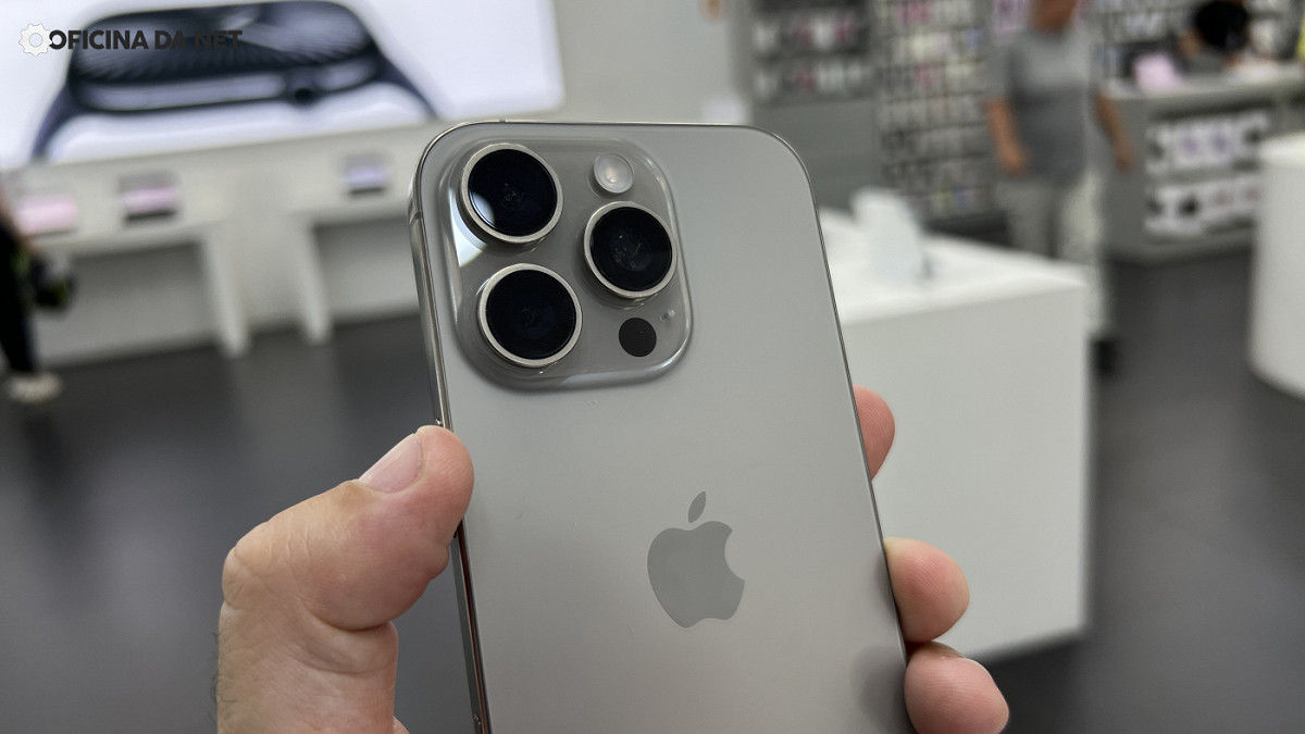Apple iPhone 16 Pro Max