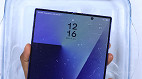 Galaxy Z Fold 7 é jogado no gelo, na água e no chão; veja o resultado Galaxy Z Fold 7 é jogado no gelo, na água e no chão; veja o resultado