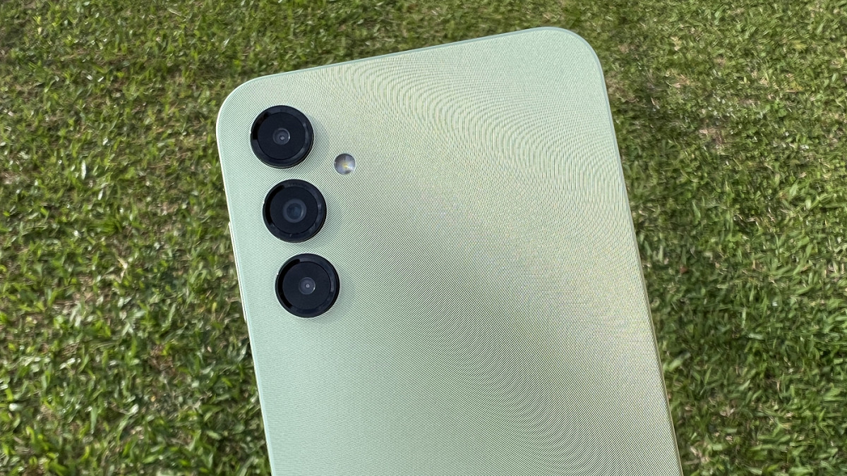 Galaxy A14 4G recebe Android 15 e One UI 7, sua última atualização