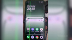 OnePlus 13s apresenta linha verde na tela e empresa ignora reclamação