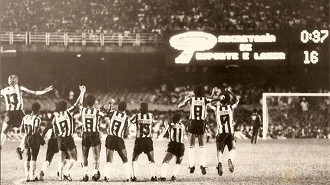 Coritiba conquista o Brasileirão e quebra tabu no Maracanã. Imagem: Reprodução Coritiba conquista o Brasileirão e quebra tabu no Maracanã. Imagem: Reprodução