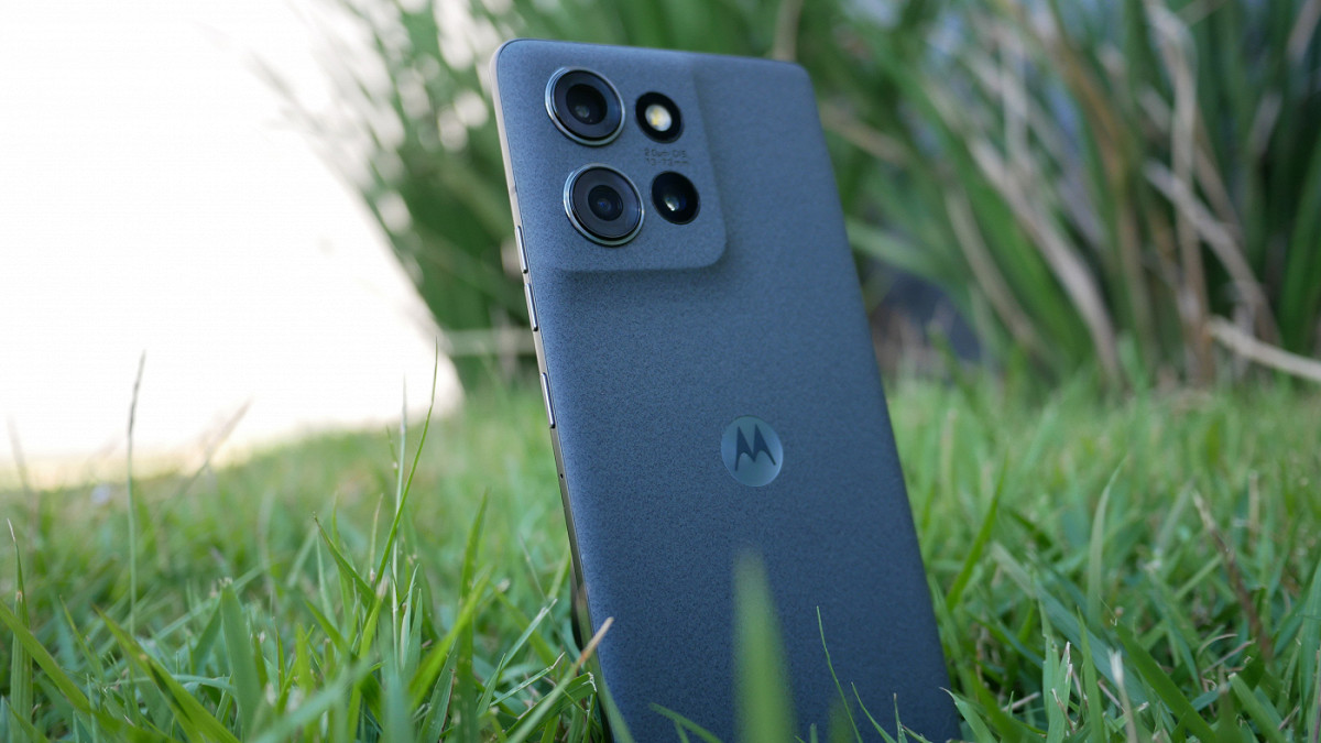 Celulares Motorola com resistência militar