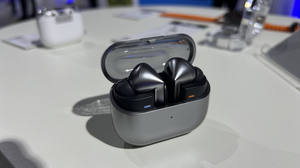 Samsung libera suporte ao Gemini nos Galaxy Buds 3