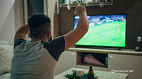 Jogos de hoje, sexta (03/10): onde assistir futebol ao vivo na TV e internet