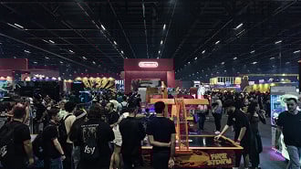 A BGS é considerada a maior feira de games da América Latina, onde o público pode encontrar seus influenciadores favoritos e participar de competições. A BGS é considerada a maior feira de games da América Latina, onde o público pode encontrar seus influenciadores favoritos e participar de competições.