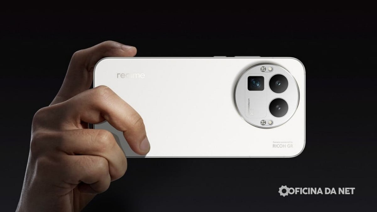 Esse é o Realme GT8: supertela 2K, chip Snapdragon 8 Elite e 7000 mAh. Imagem: Oficina da Net