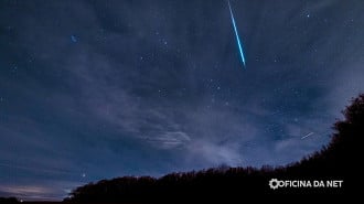 Para assistir ao espetáculo, basta procurar um local aberto e escuro, longe de luzes artificiais. Para assistir ao espetáculo, basta procurar um local aberto e escuro, longe de luzes artificiais.