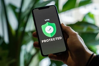A VPN garante mais segurança online (Imagem: Privecstasy/Unsplash) A VPN garante mais segurança online (Imagem: Privecstasy/Unsplash)