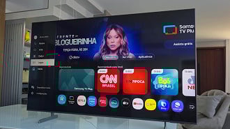 Navegação por apps, similar as TVs smarts de hoje Navegação por apps, similar as TVs smarts de hoje