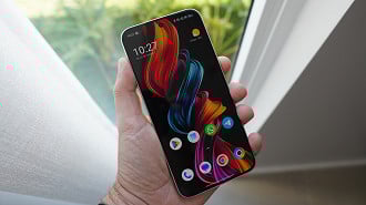 A tela do POCO F7 é uma das melhores que já testamos (Foto: Nicolas Muller).