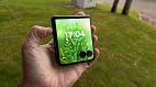 Razr 50 Ultra finalmente recebe Android 16, mas ainda não no Brasil