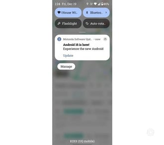 Razr 50 Ultra recebendo o Android 16 no Japão. Imagem: Reprodução