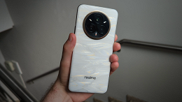 Celular misterioso da Realme é visto com bateria acima de 10.000 mAh Celular misterioso da Realme é visto com bateria acima de 10.000 mAh