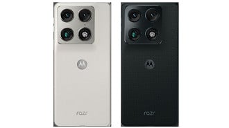 Motorola Razr Fold tem três câmeras de 50 MP. Imagem: Motorola/Reprodução