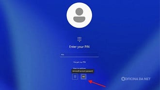 Bug no Windows 11 esconde o botão de senha no login. Imagem: Reprodução