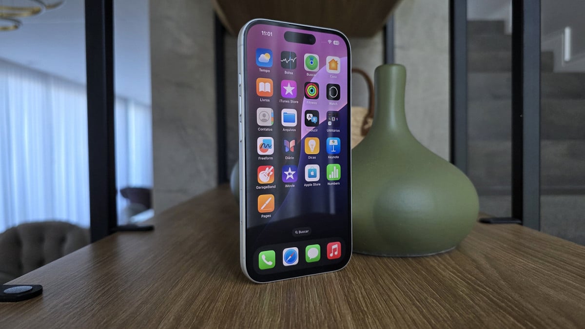 Separamos três modelos de iPhones que o Oficina da Net recomenda em fevereiro de 2026. Imagem: Oficina da Net