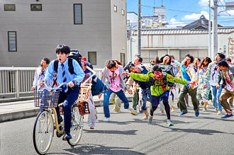 100 Coisas para Fazer Antes de Virar Zumbi