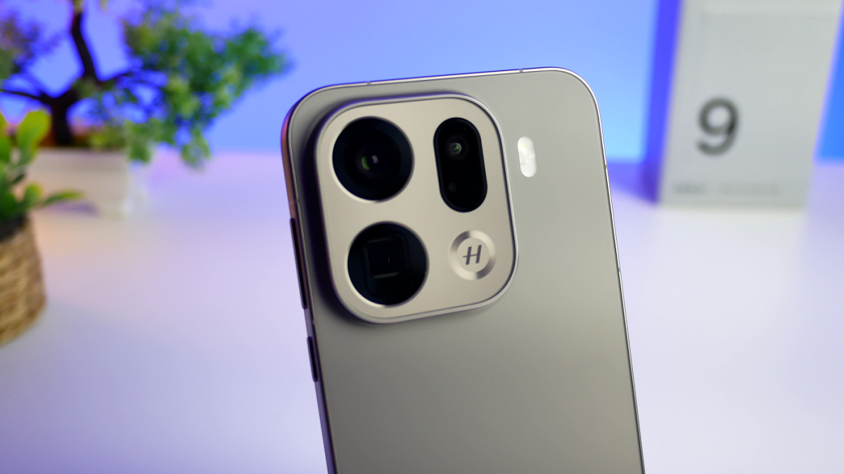 OPPO Find X9 Pro chega ao Brasil com câmera de 200 MP e zoom absurdo de 120x. Imagem: Oficina da Net