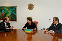 Cientistas estrangeiros poderão realizar concurso público no Brasil