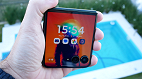 Dobrável da Motorola despenca de R$ 9.999 para R$ 6.399 na Amazon