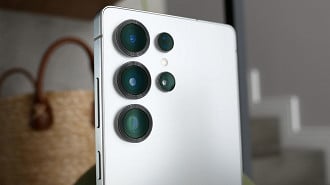 Galaxy S25 Ultra apresenta problema na câmera