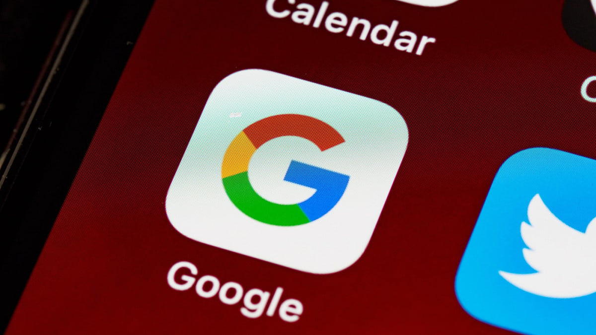 Google pode reduzir armazenamento grátis para 5 GB. Imagem: Oficina da Net Fonte: Unsplash; Fotógrafo: Brett Jordan