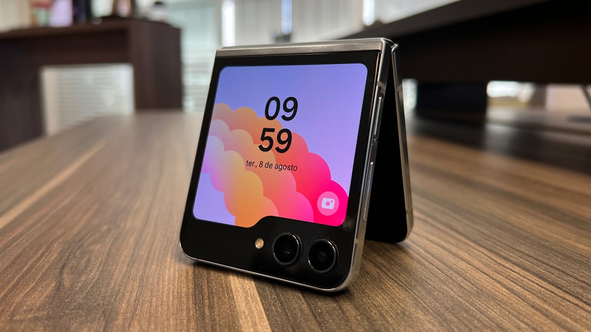 Galaxy Z Fold 5 e Z Flip 5 começam a receber a One UI 8.5 estável. Imagem: Oficina da Net