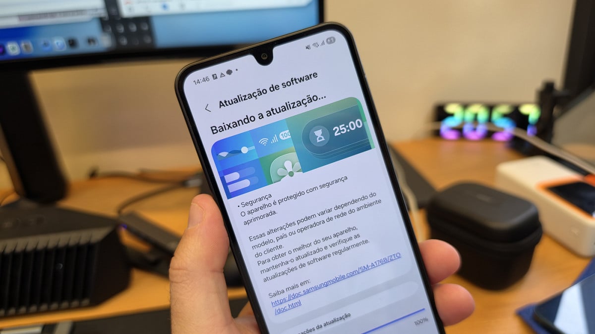Galaxy A17 em atualização