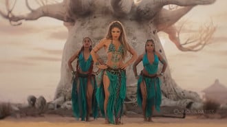 Shakira com a música Dai Dai é uma das grandes estrelas no show de abertura do México