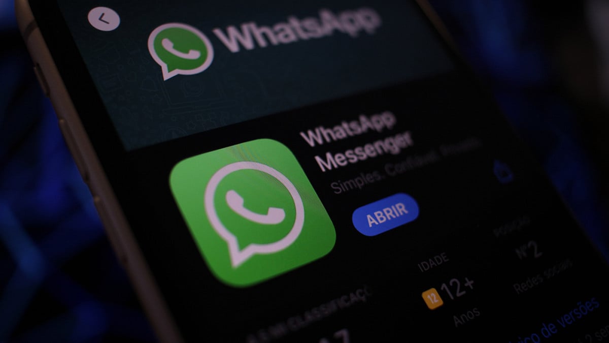 WhatsApp testa nova aba de Contatos no iPhone