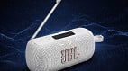 JBL lança no Brasil sua nova caixa com rádio FM e proteção contra água JBL lança no Brasil sua nova caixa com rádio FM e proteção contra água