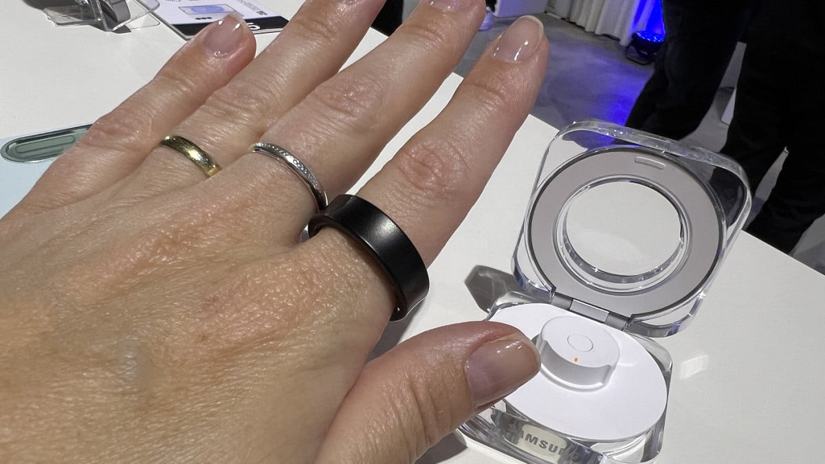 Galaxy Ring