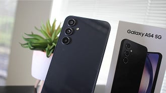 O Galaxy A54 também está chegando ao fim do suporte para novas versões do Android.