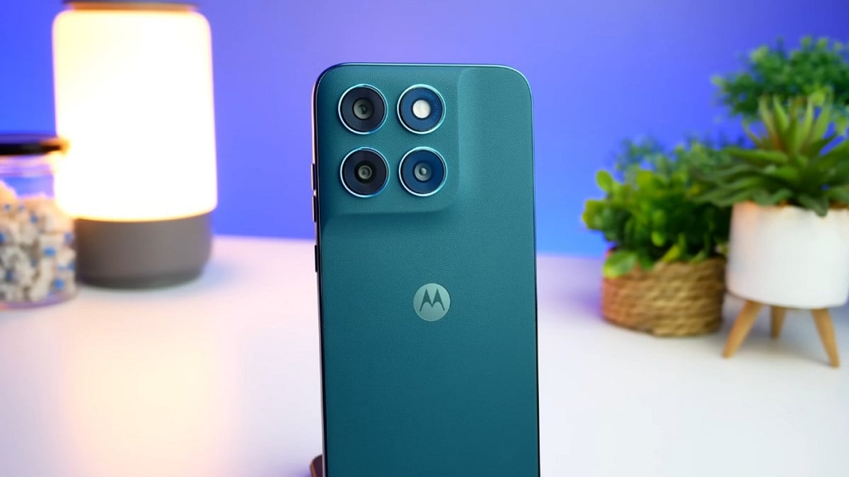 Motorola Moto G77