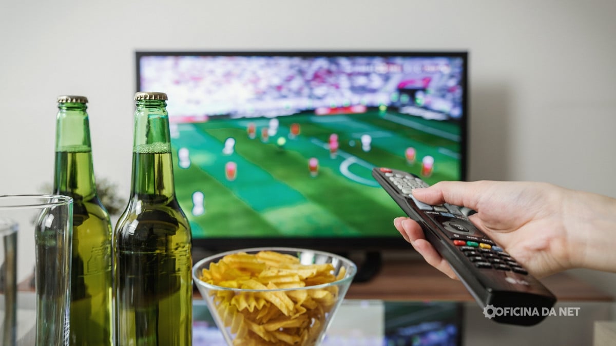 Confira agora a lista completa de jogos com horários e onde assistir ao vivo. Imagem: Oficina da Net