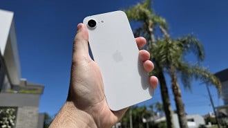 iPhone 16e