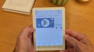 Android 14 com Play Store certificada de fábrica