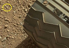 Robô Curiosity capta imagem de um suposto dedo fossilizado