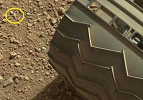Robô Curiosity capta imagem de um suposto dedo fossilizado Robô Curiosity capta imagem de um suposto dedo fossilizado