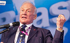 Buzz Aldrin astrounauta que inspirou Toy Story palestrou na Campus Party