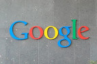 Ações do Google batem recorde e passam US$800 dólares